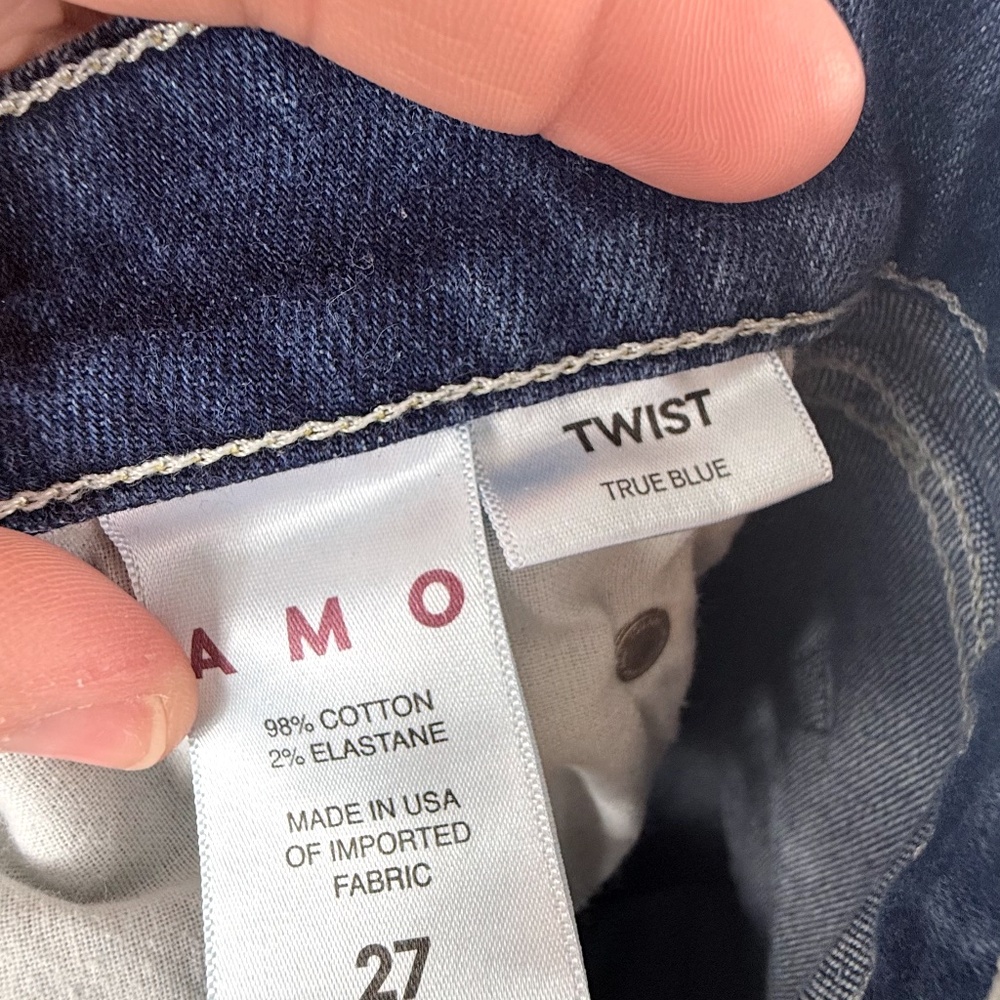 AMO Twist Distressed Ankle Blue Jeans in True Blue Size 27 (B) - Picture 6 of 6